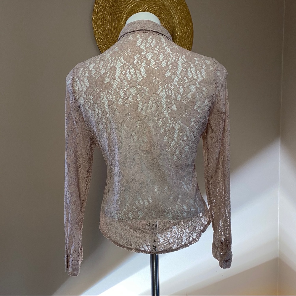 Passport Lace Button Down Size L - Picture 3 of 4